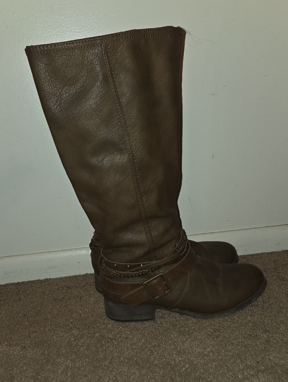 Jellypop Brown Knee-High Buckle & Chain Riding Boots